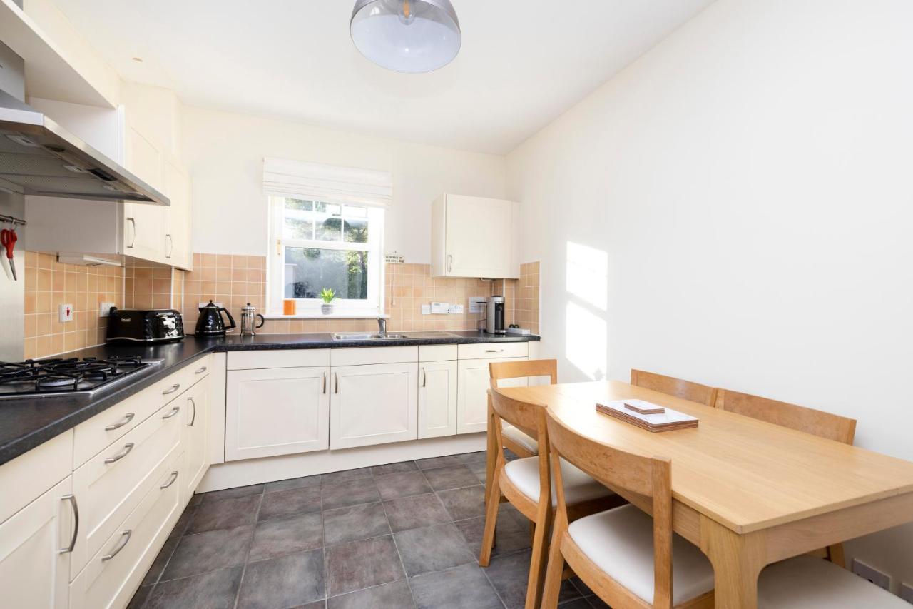Joivy Modern Flat With Free Parking Appartement *